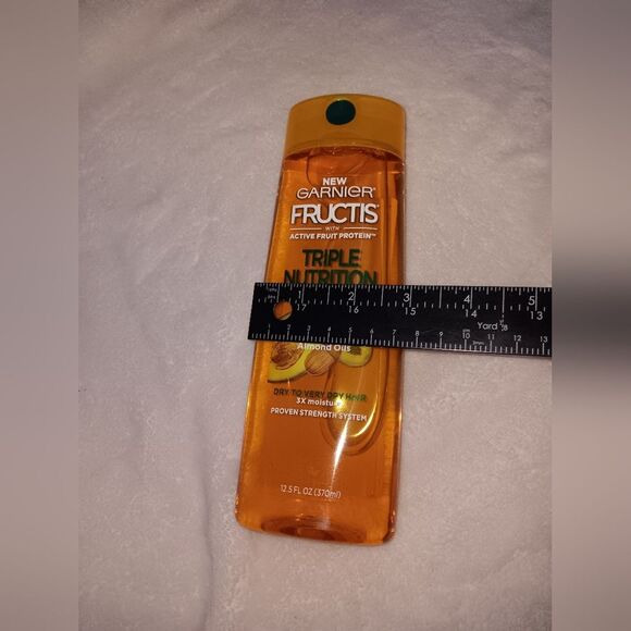 Garnier Fructis Triple Nutrition Shampoo 12.5oz - Picture 3 of 6